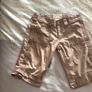 Aventura organic khaki shorts, size 30 waist